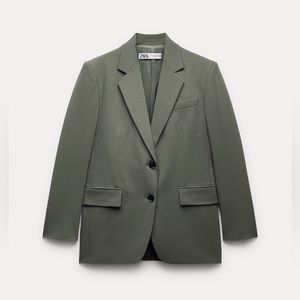 Classic oversized blazer